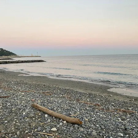 Vicino Al Mare- Andora