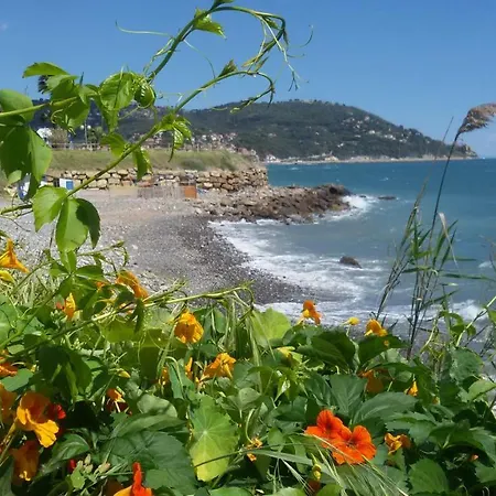 Vicino Al Mare- Lejlighed Marina dʼAndora